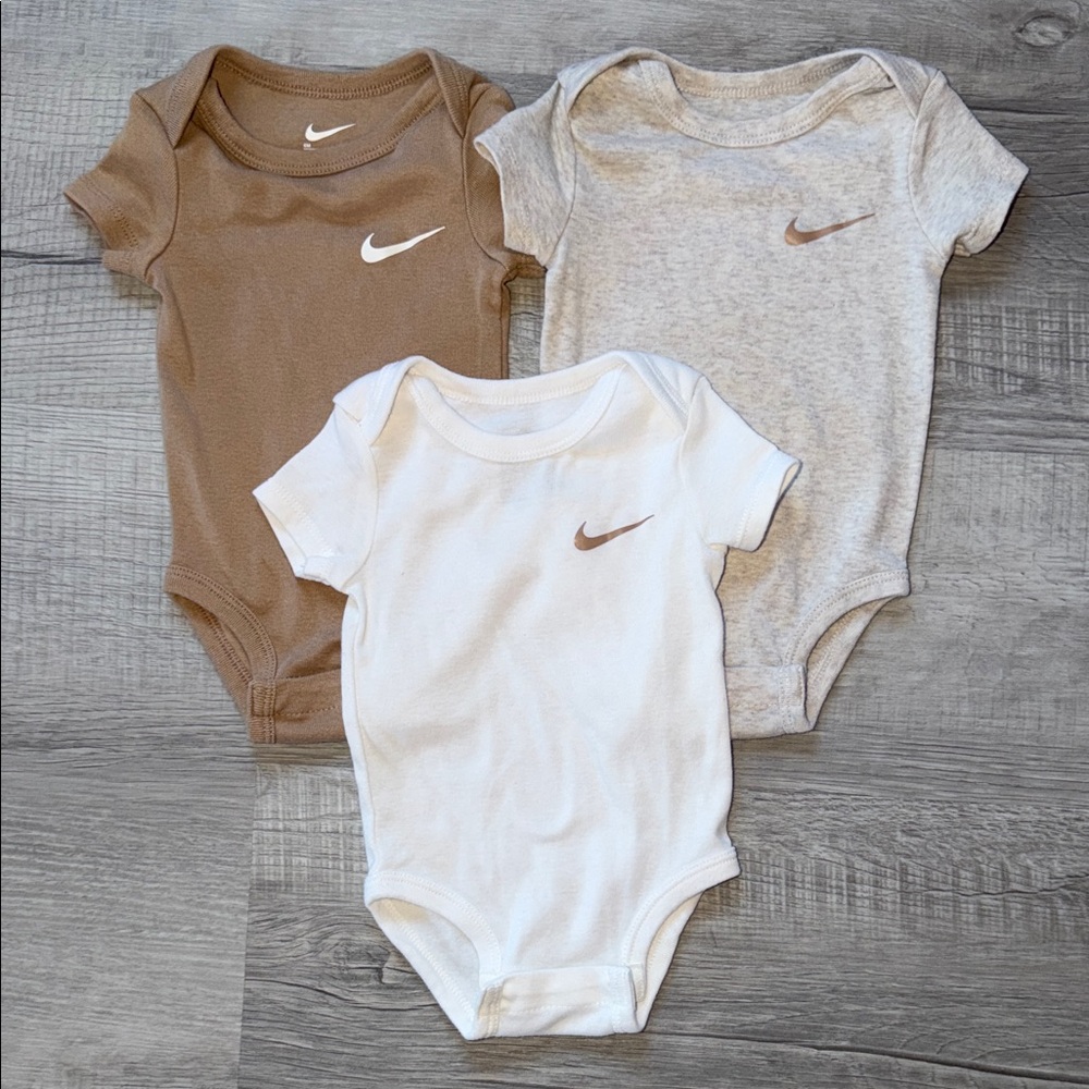 Nike Baby One Piece Set of 3